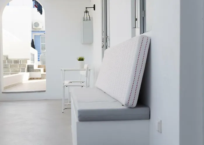 L'arco Milos 아다마스