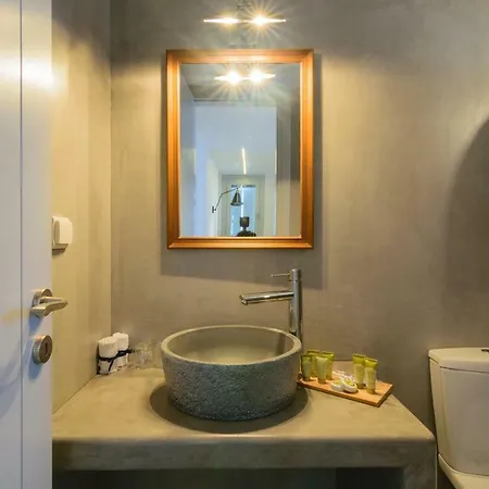 L'arco Milos * Adamantas (Milos)