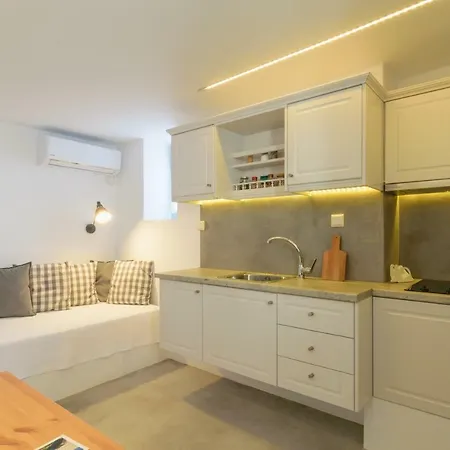 L'arco Milos * Adamantas (Milos)