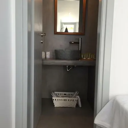 L'arco Milos * Adamantas (Milos)